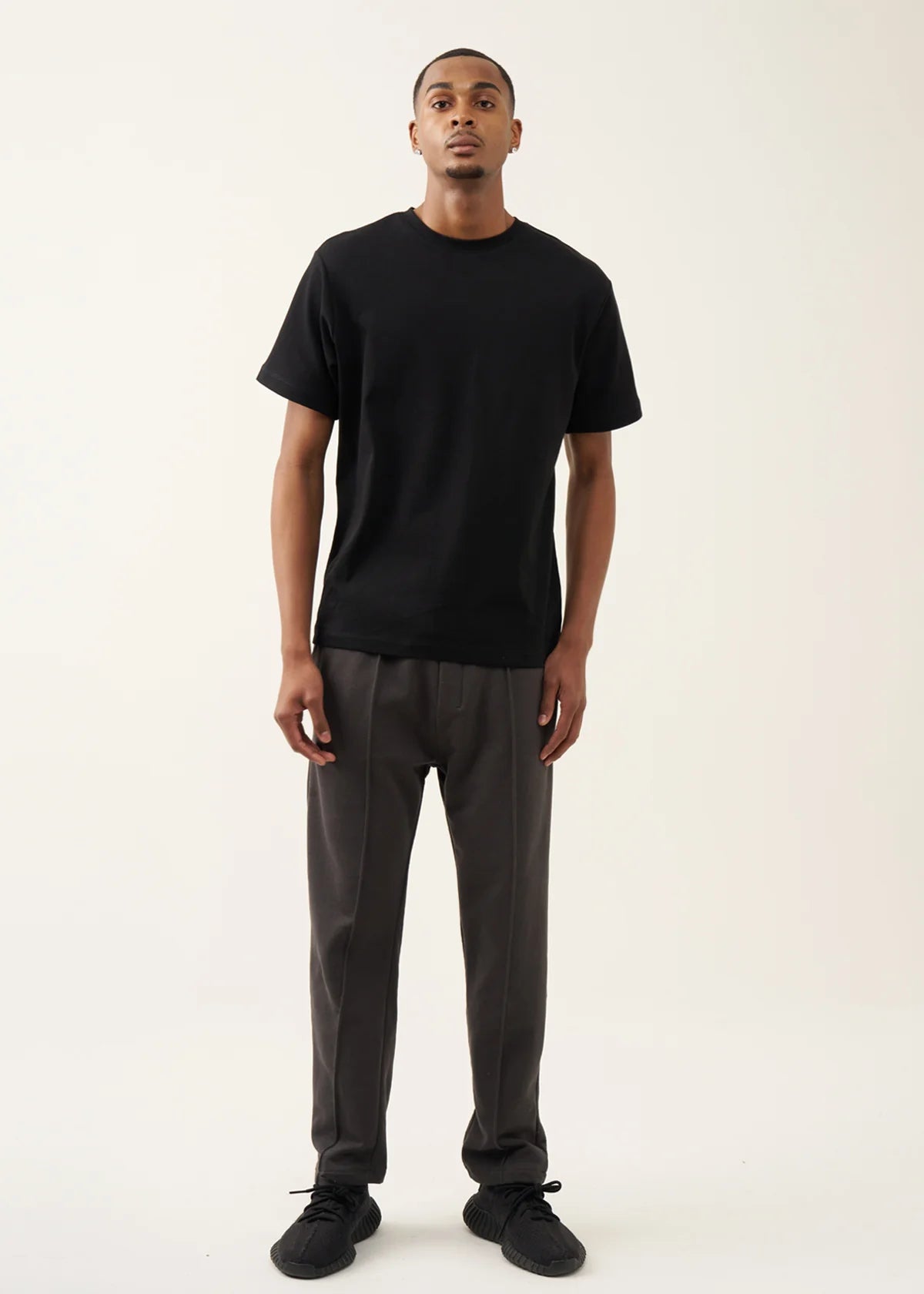 10 OZ Dark Gray 3D Stitch Open Bottom Fleece Sweatpant