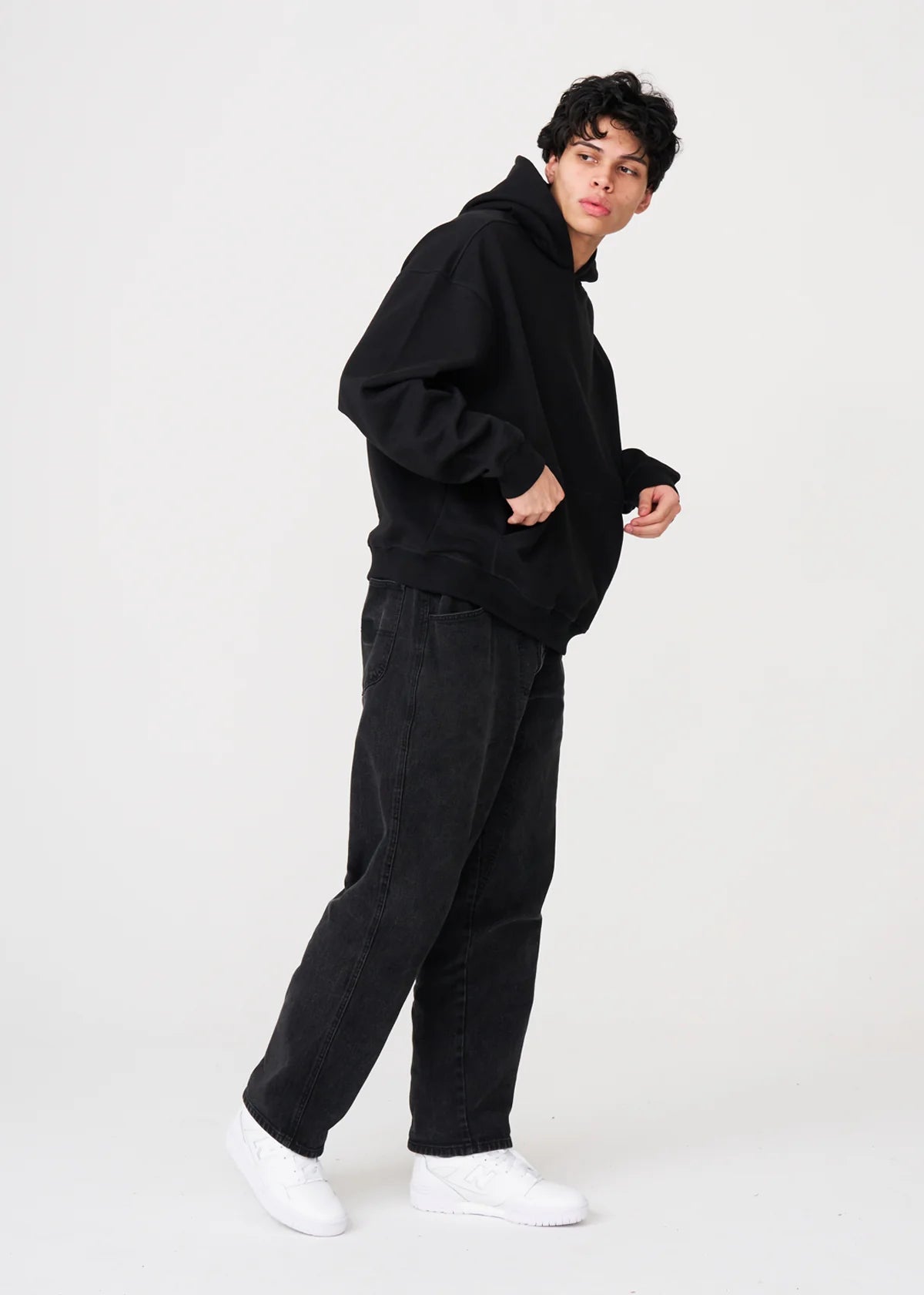 14 OZ Black Oversized Urban Heavyweight Fleece Hooded Sweatshirt