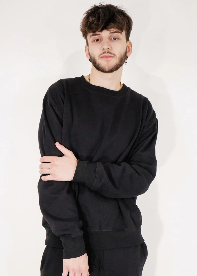 Black Heavy Blend Fleece Crew Neck Sweatshirt